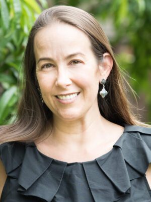 Carisa Harris headshot